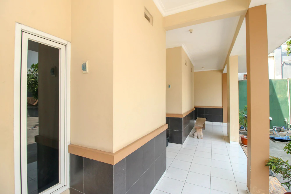 Padi Hotel Purwodadi by Airy Rooms