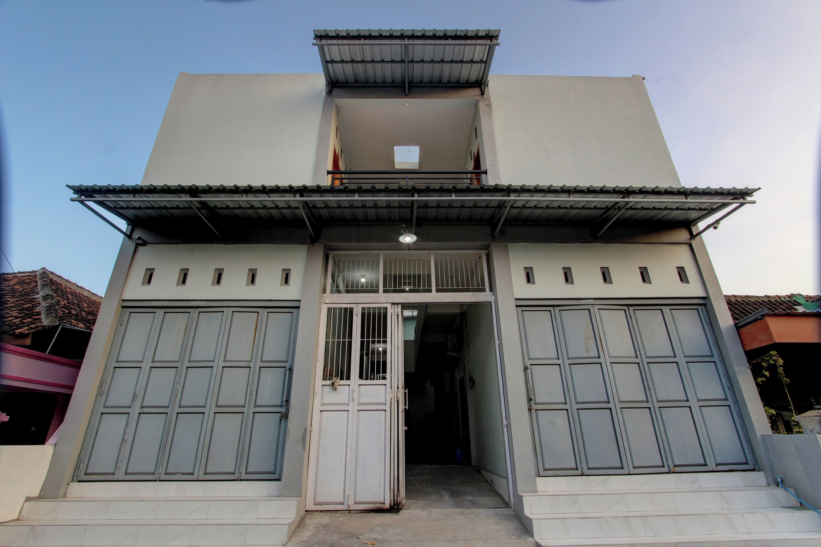 SPOT ON Galih Kost 1 Syariah