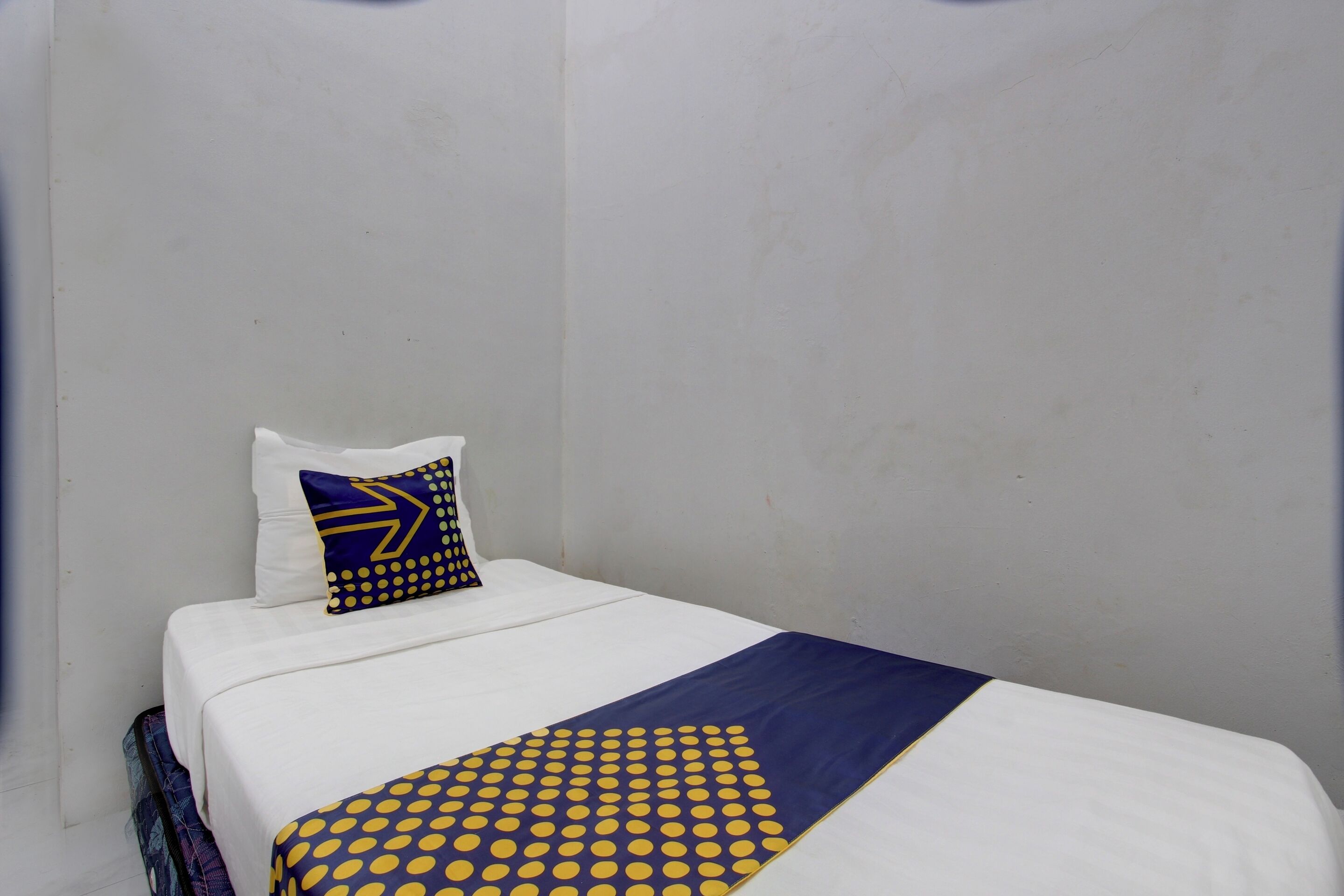 SPOT ON Galih Kost 1 Syariah