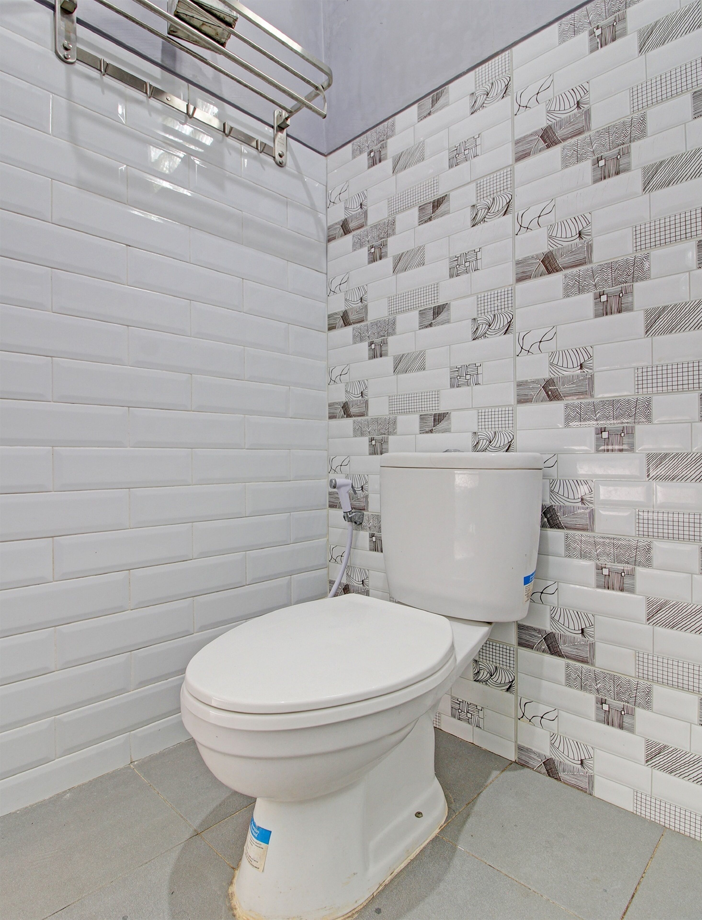 Capital O 92250 Hall & Guesthouse Kowapi