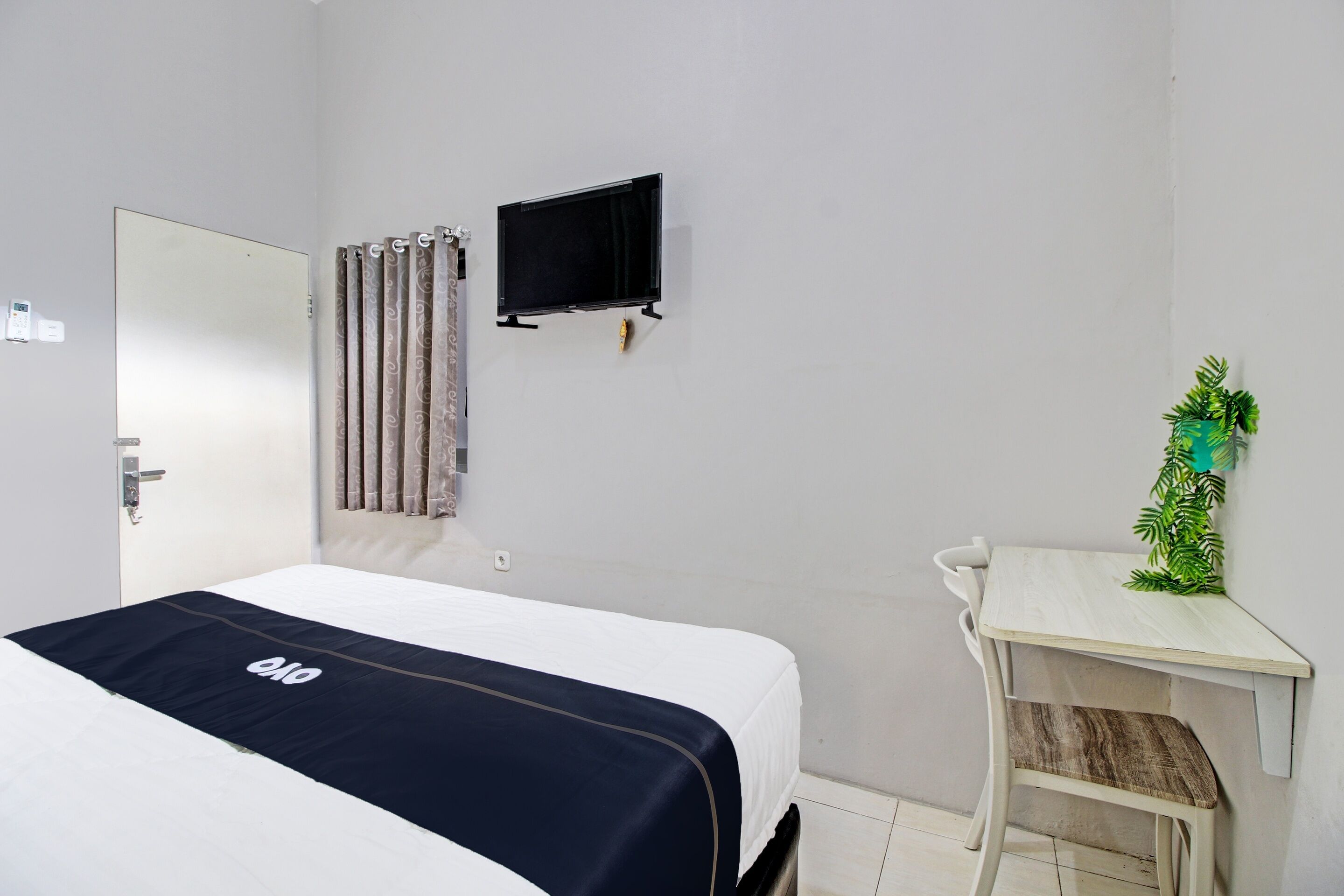 Capital O 92250 Hall & Guesthouse Kowapi