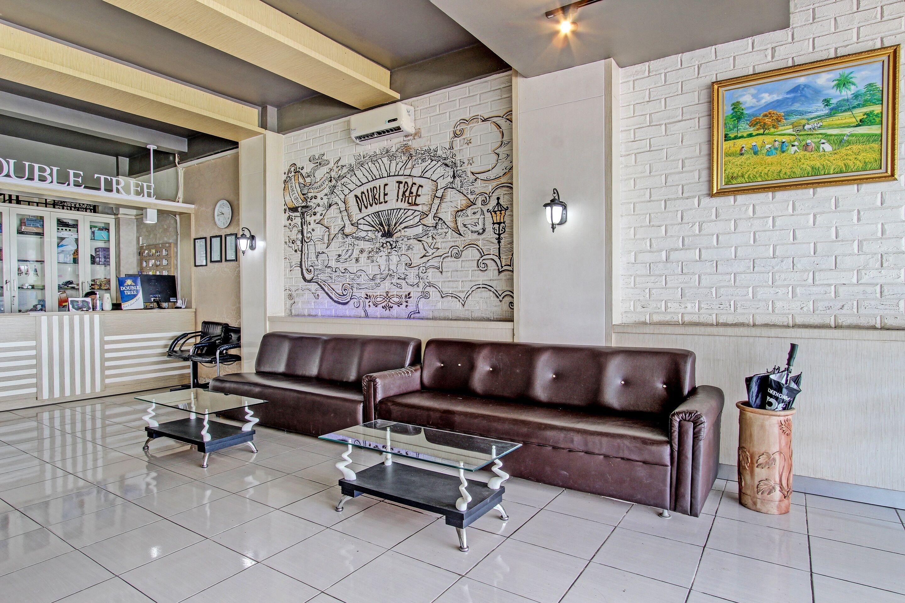 Capital O 92295 Double Tree