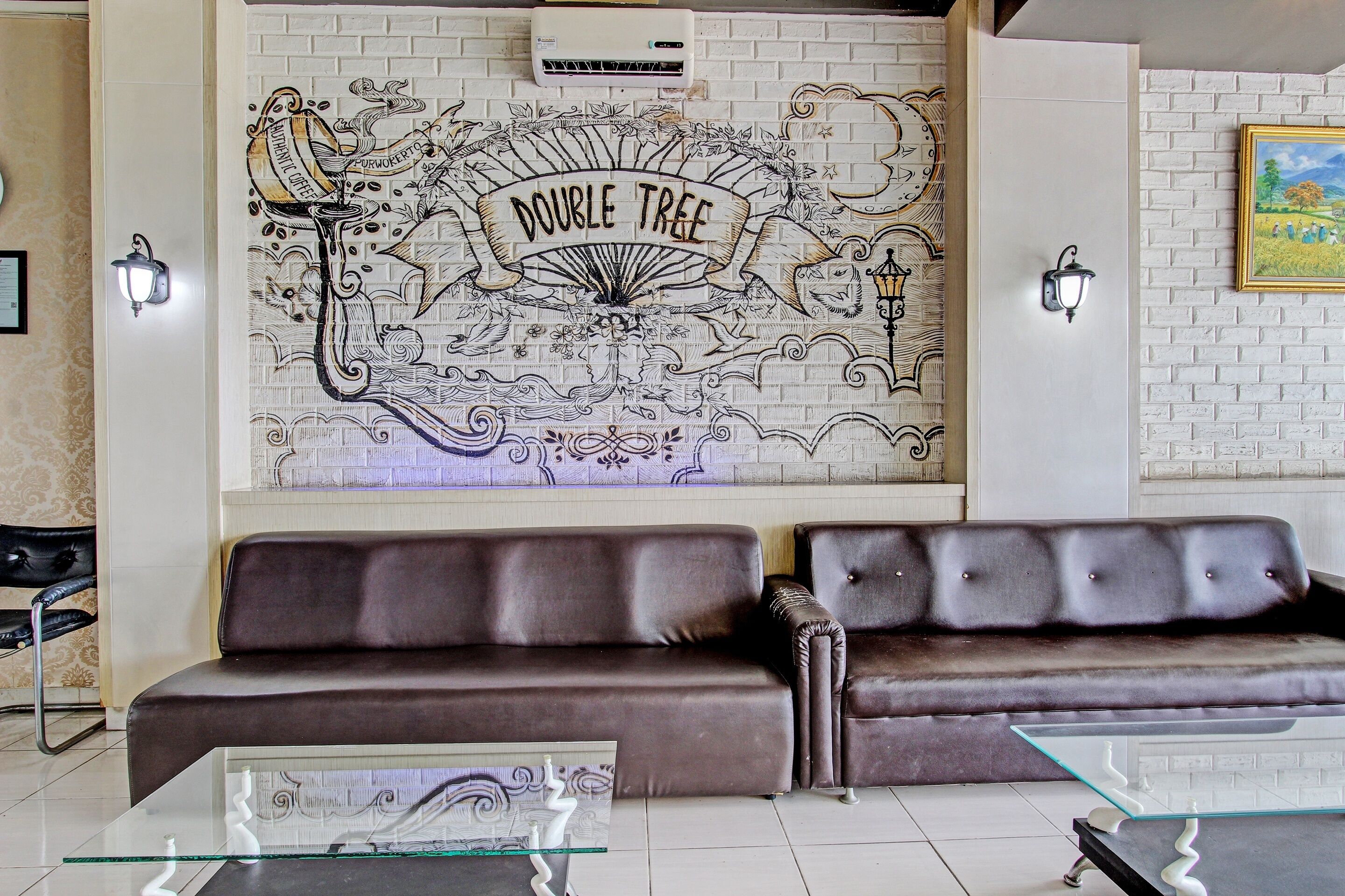 Capital O 92295 Double Tree