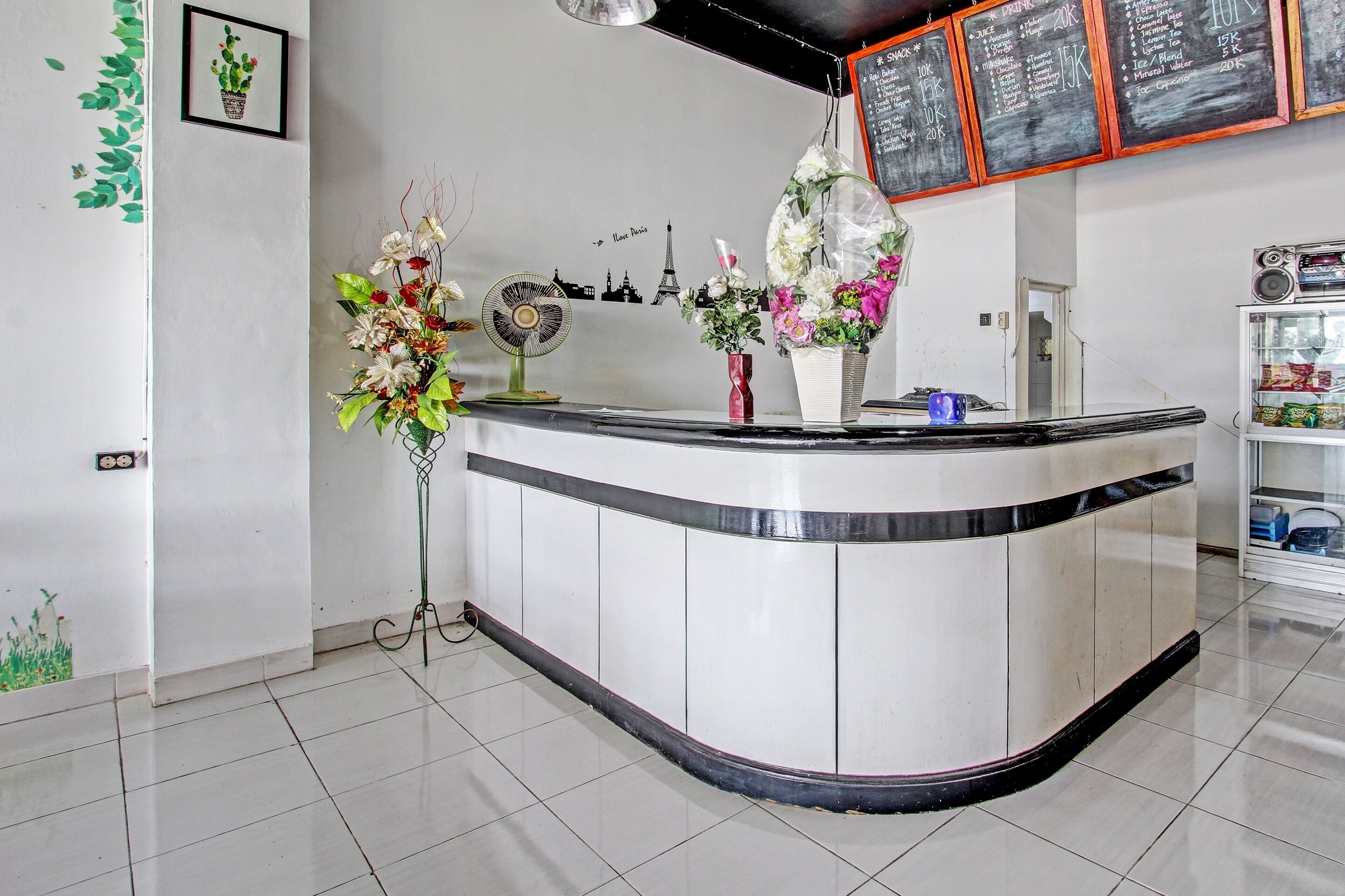 Capital O 92295 Double Tree