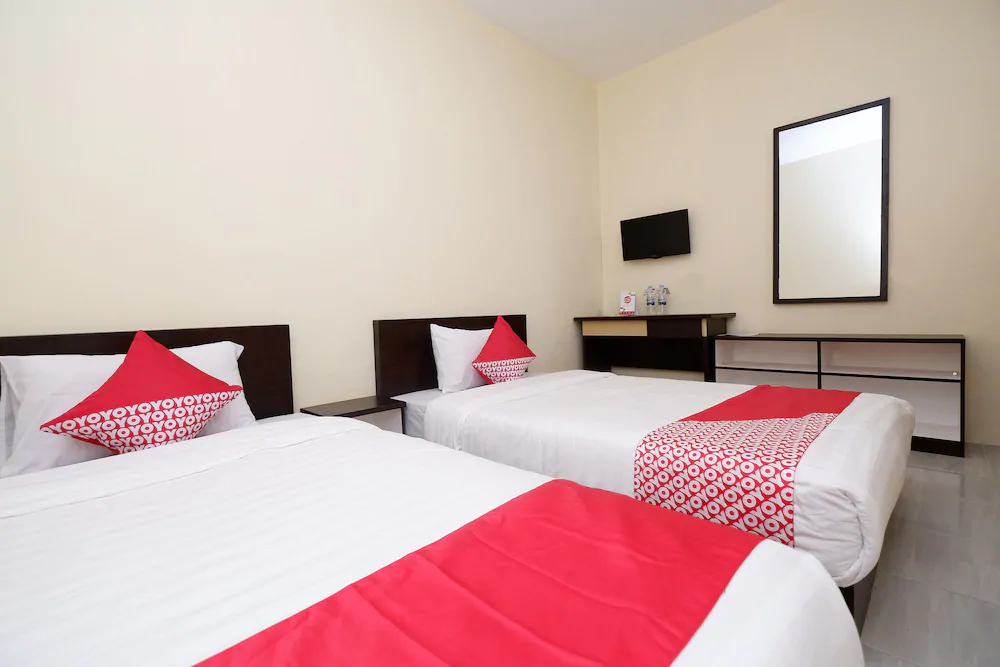 Harmonis by OYO Rooms