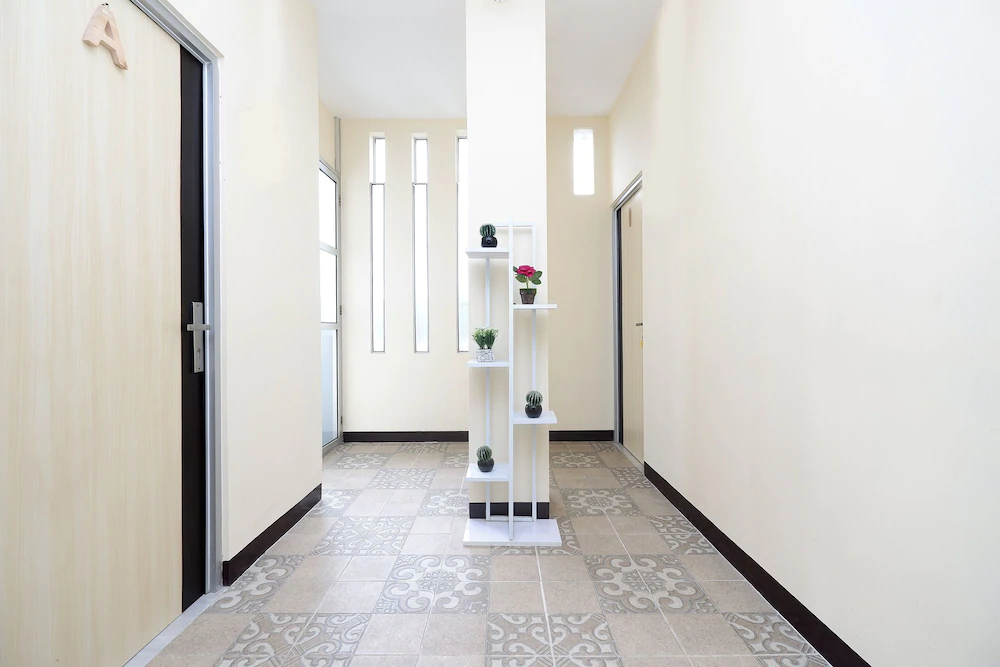 Harmonis by OYO Rooms