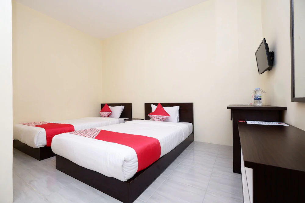 Harmonis by OYO Rooms