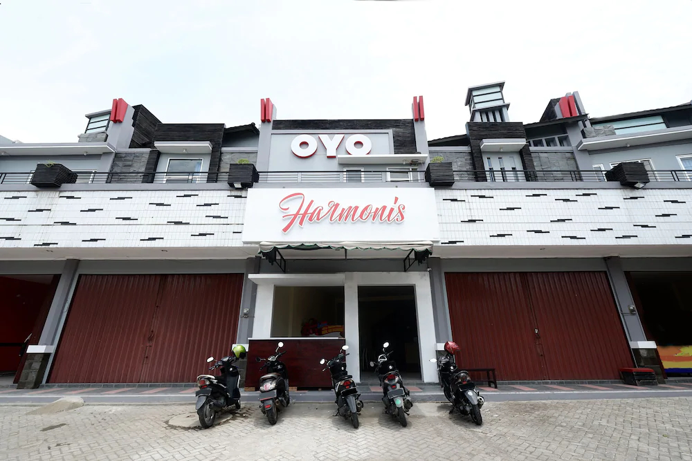 Harmonis by OYO Rooms