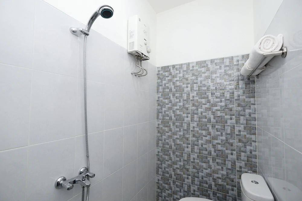 Harmonis by OYO Rooms