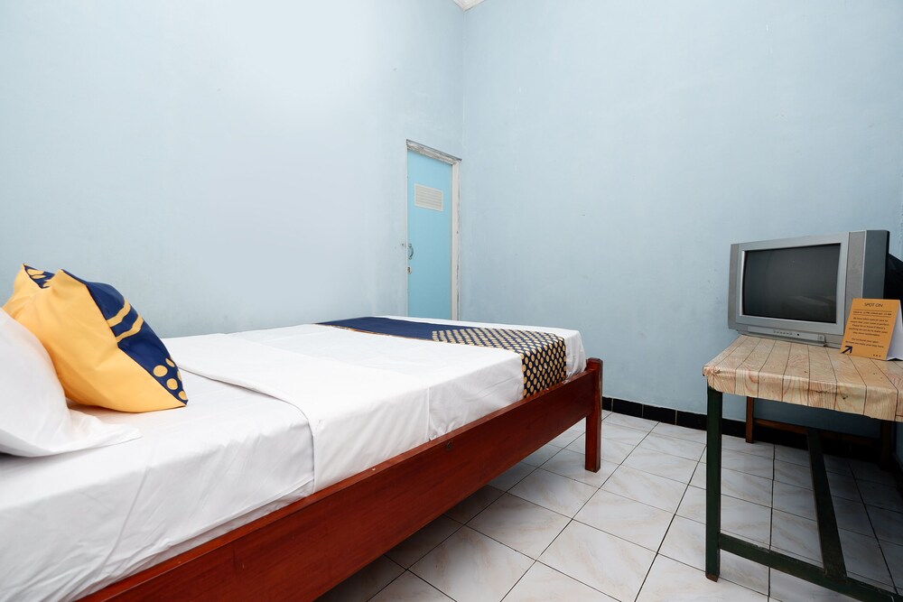 Homestay Flamboyan by OYO Rooms