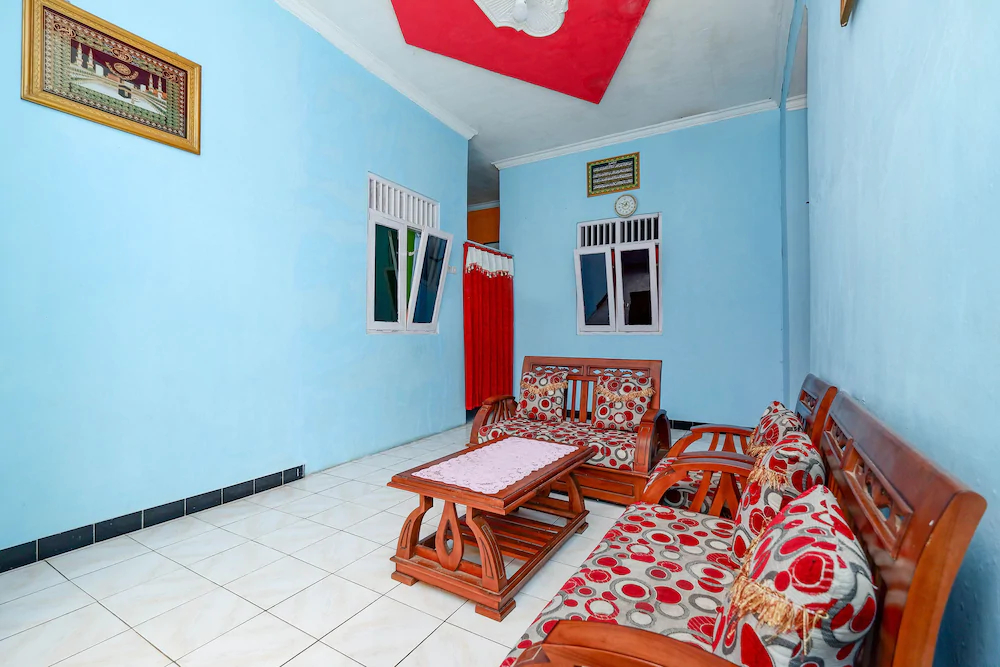 Homestay Flamboyan by OYO Rooms