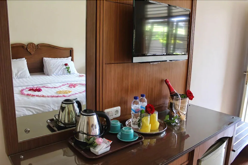 Hotel Besar