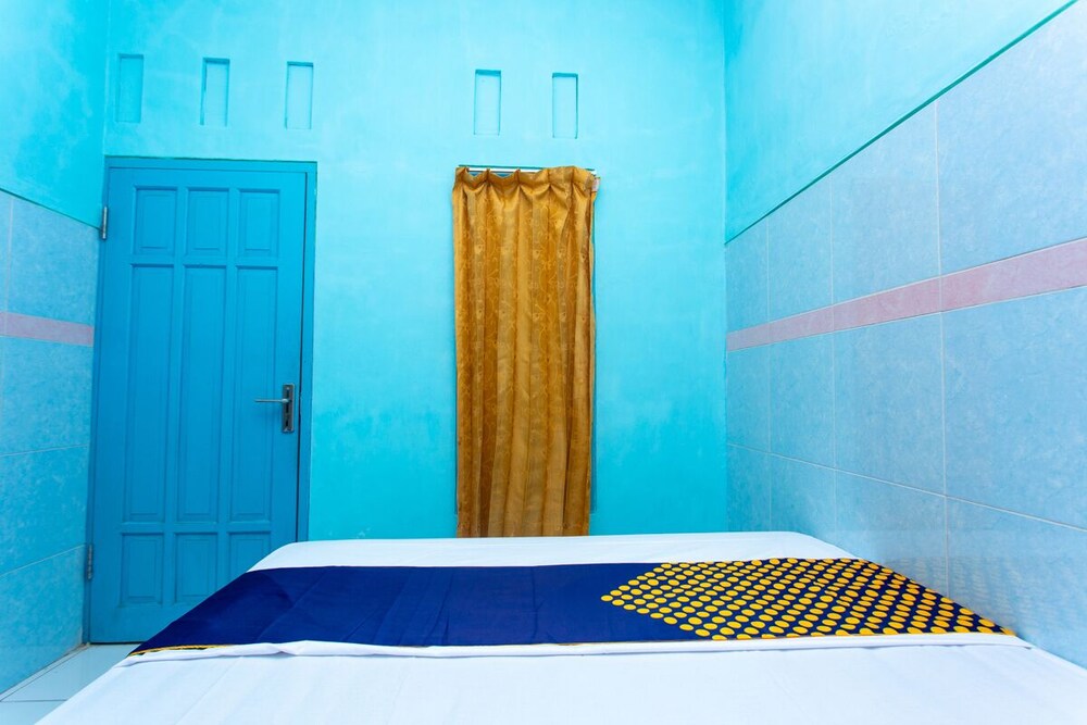 Hotel Budi by OYO Rooms