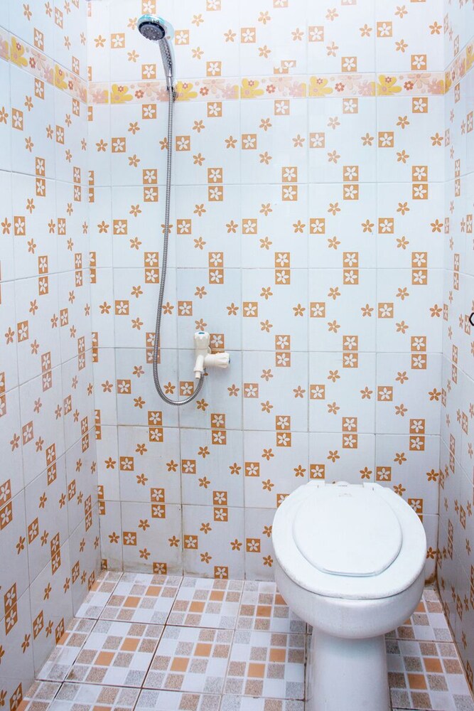 Hotel Budi by OYO Rooms