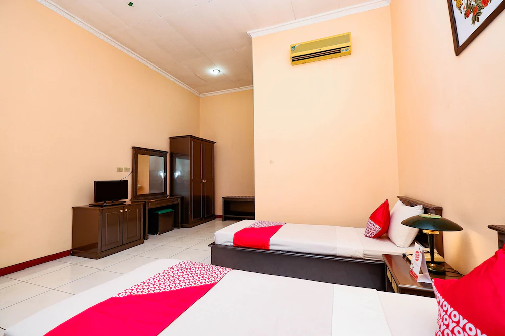 Hotel Wijaya by OYO Rooms