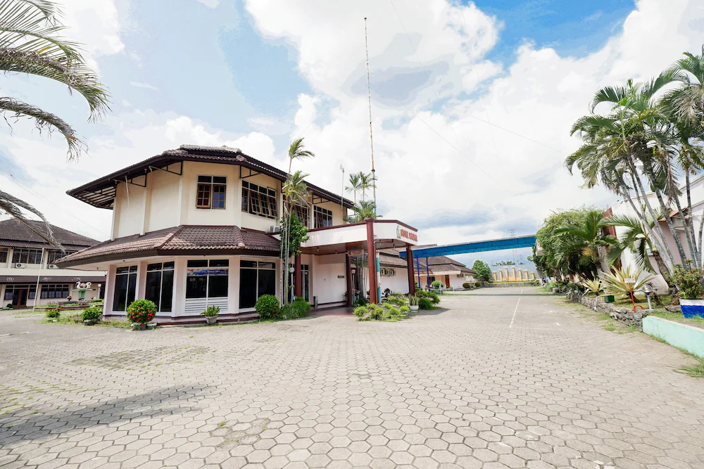 Hotel Wijaya by OYO Rooms