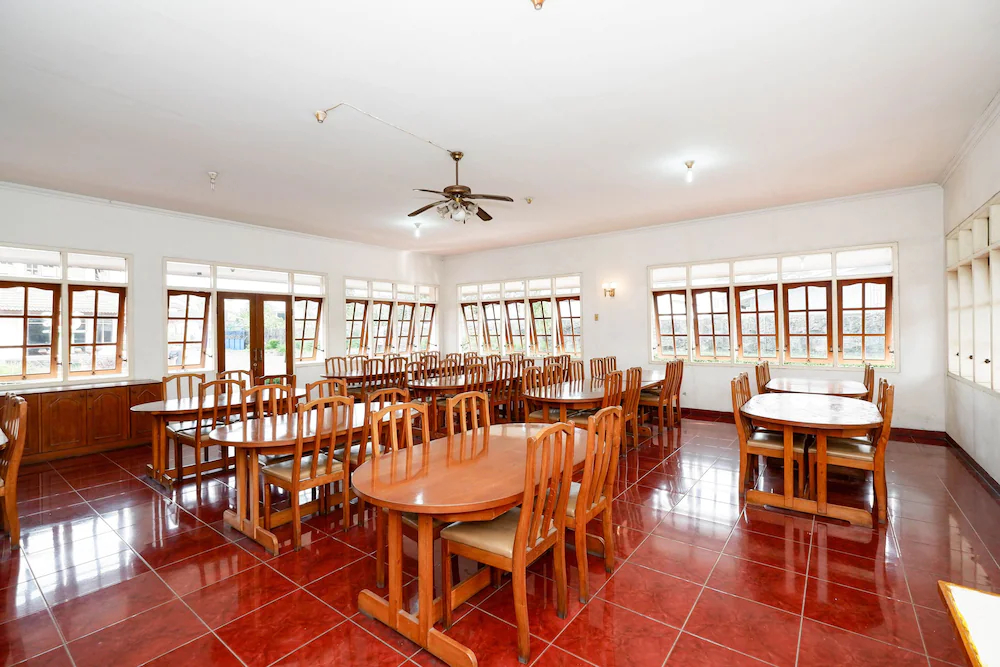 Hotel Wijaya by OYO Rooms