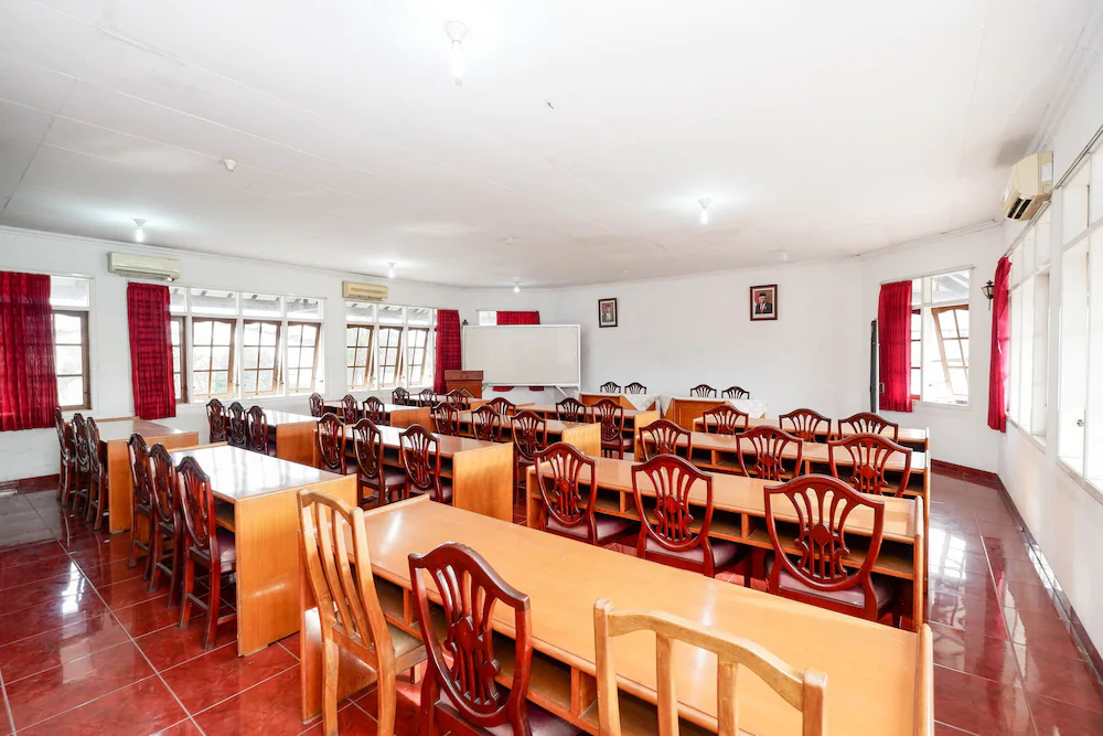 Hotel Wijaya by OYO Rooms