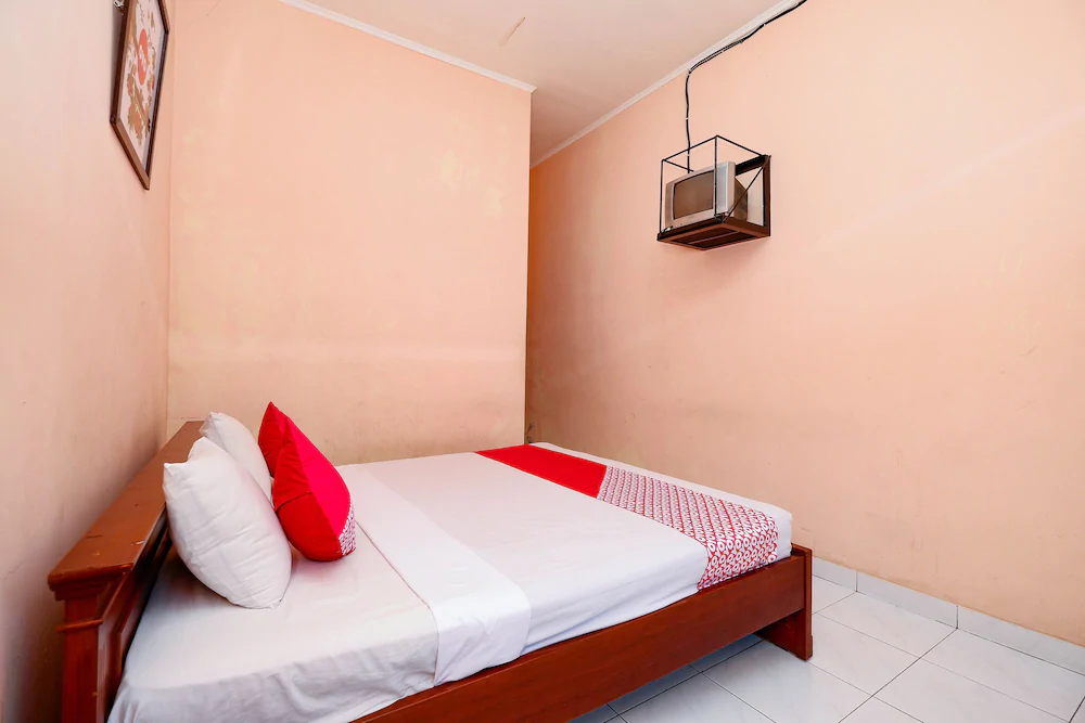 Hotel Wijaya by OYO Rooms
