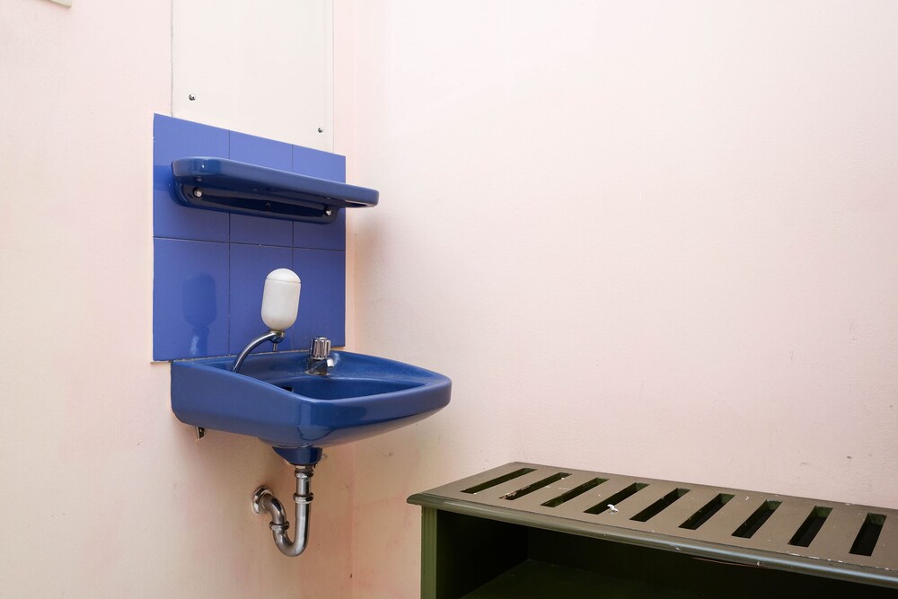 Hotel Wijaya by OYO Rooms