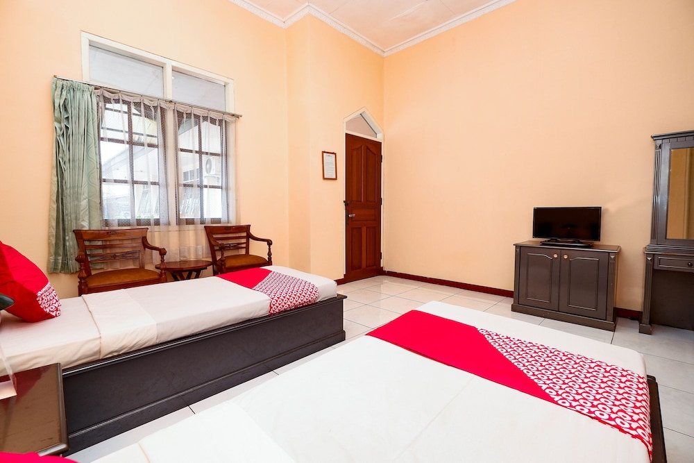 Hotel Wijaya by OYO Rooms