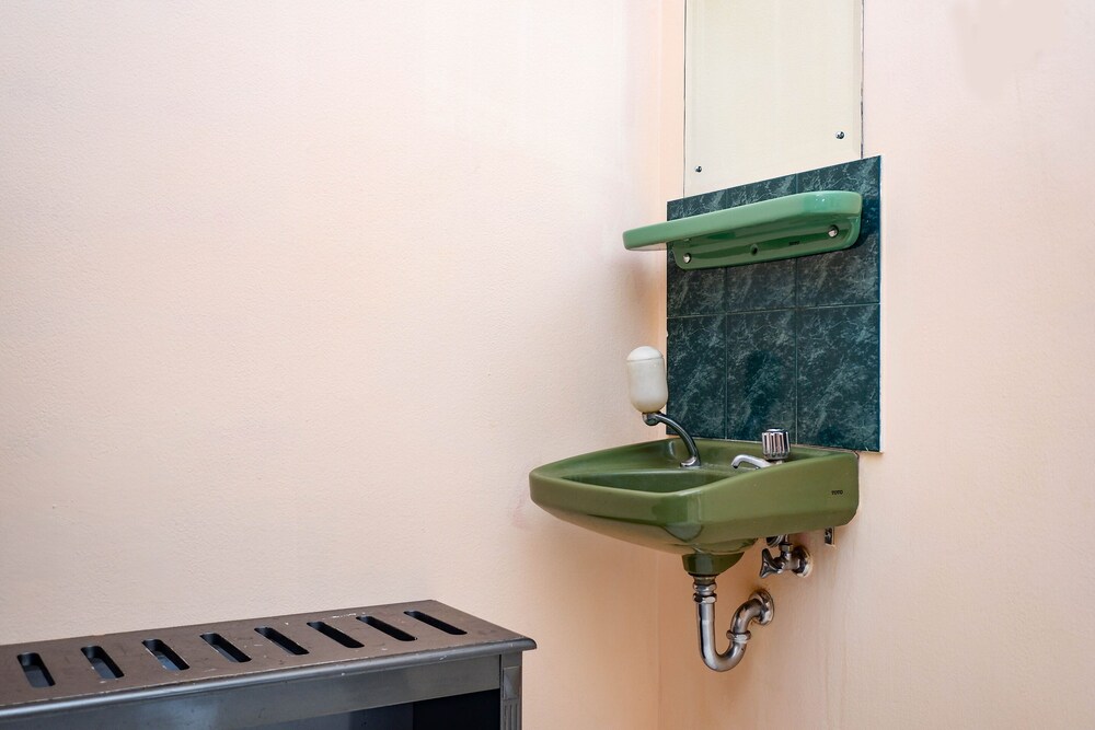 Hotel Wijaya by OYO Rooms