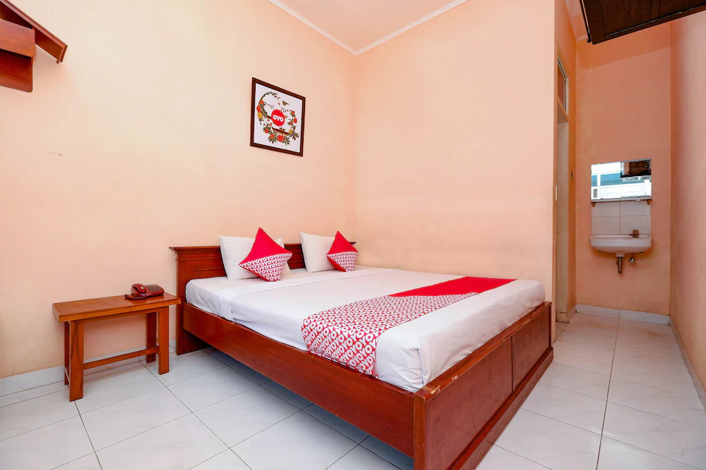 Hotel Wijaya by OYO Rooms