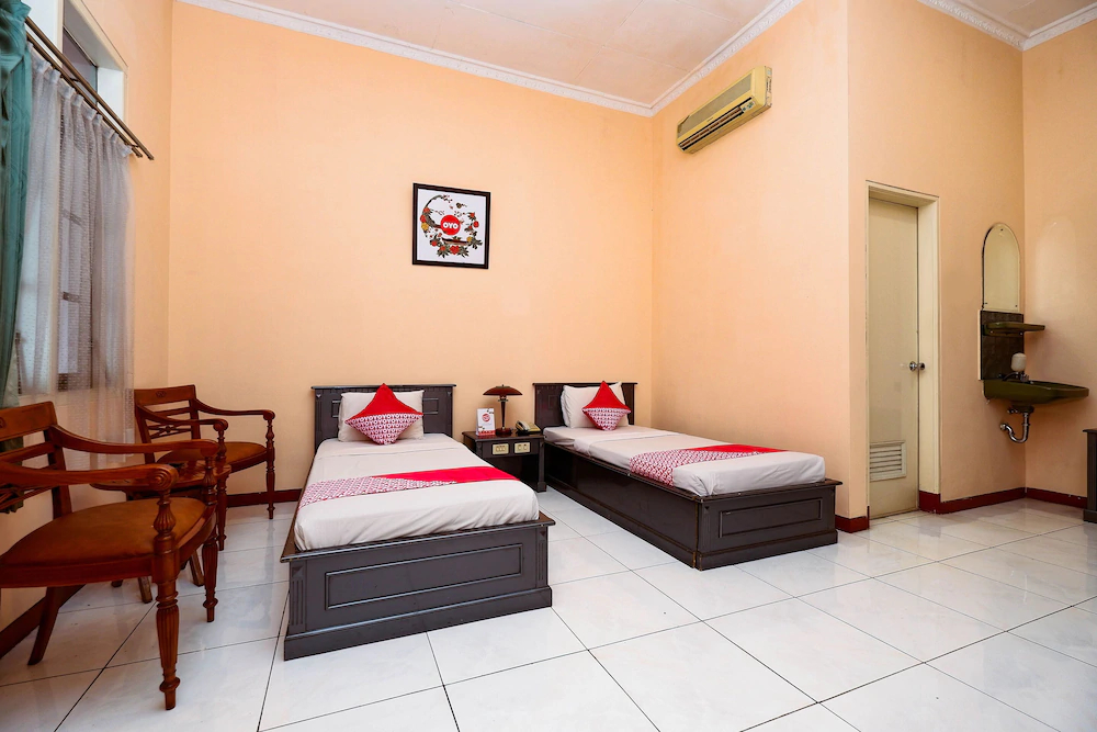 Hotel Wijaya by OYO Rooms
