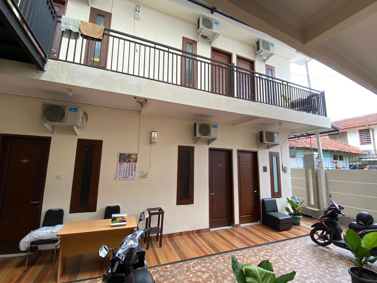 Jatiwinangun Homestay by Reddoors