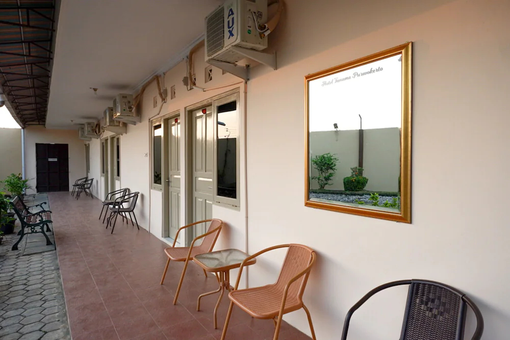 Meotel Purwokerto by RedDoorz