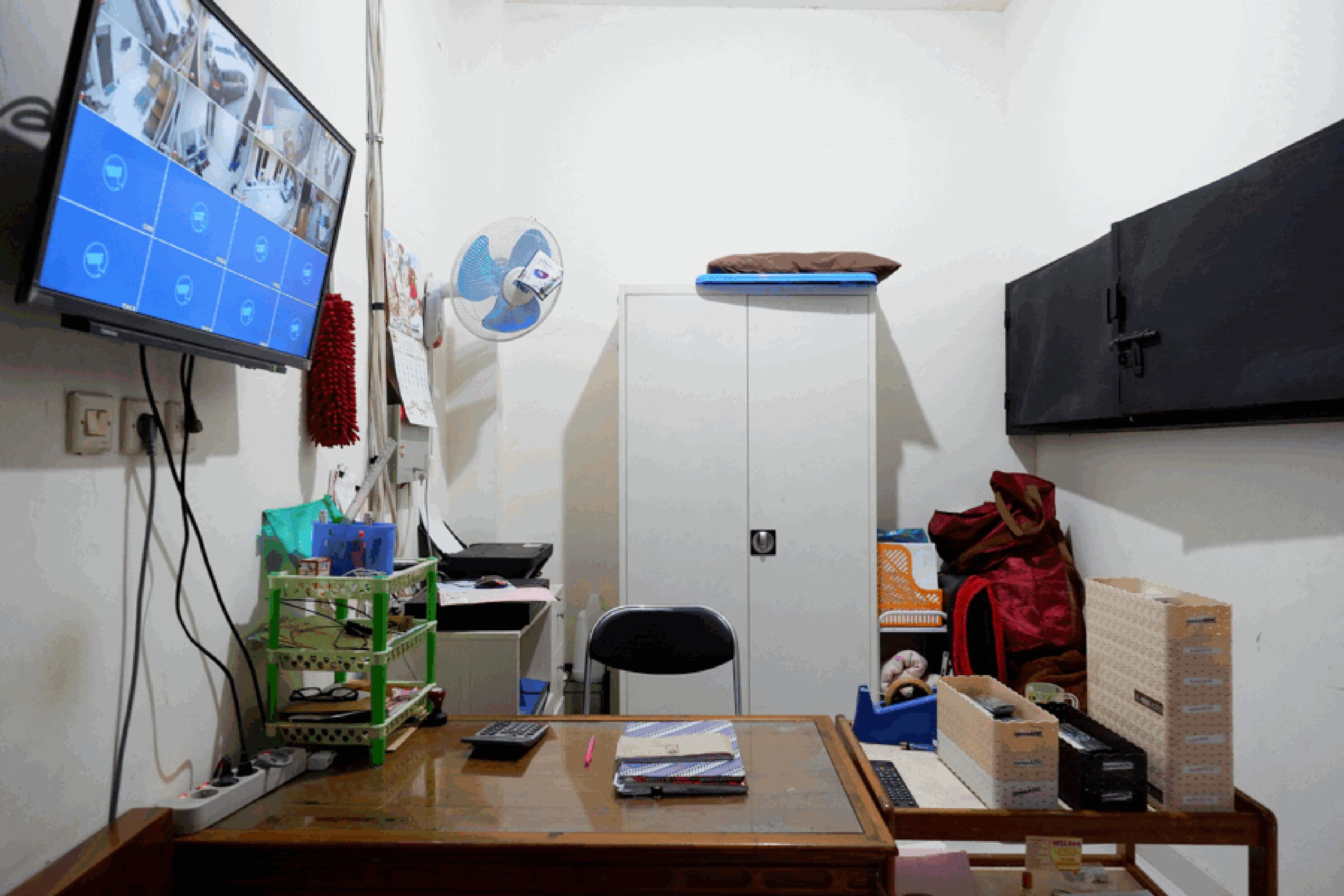 RedDoorz near Living Plaza Purwokerto