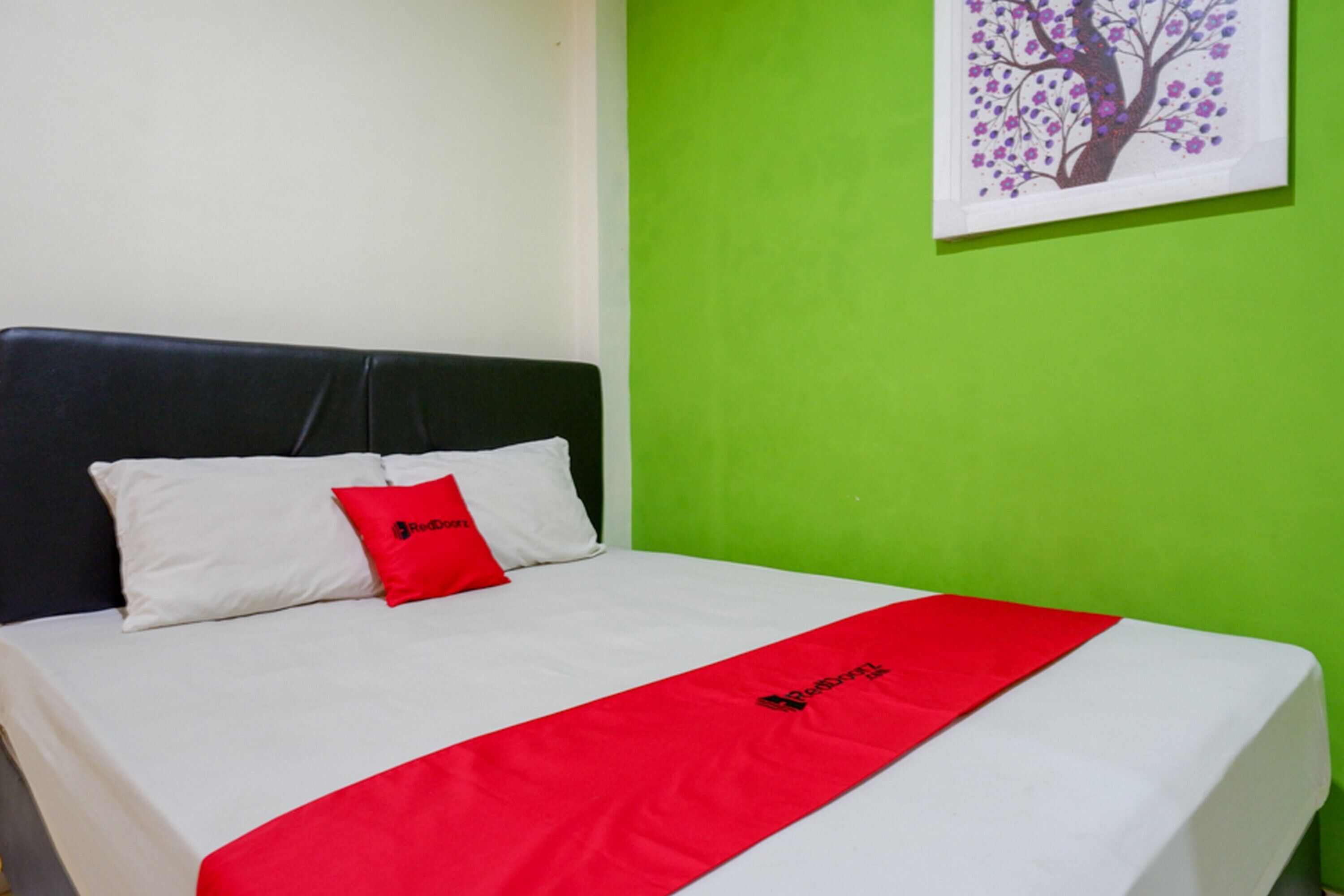 Urbanview Hotel Double Tree Purwokerto by RedDoorz