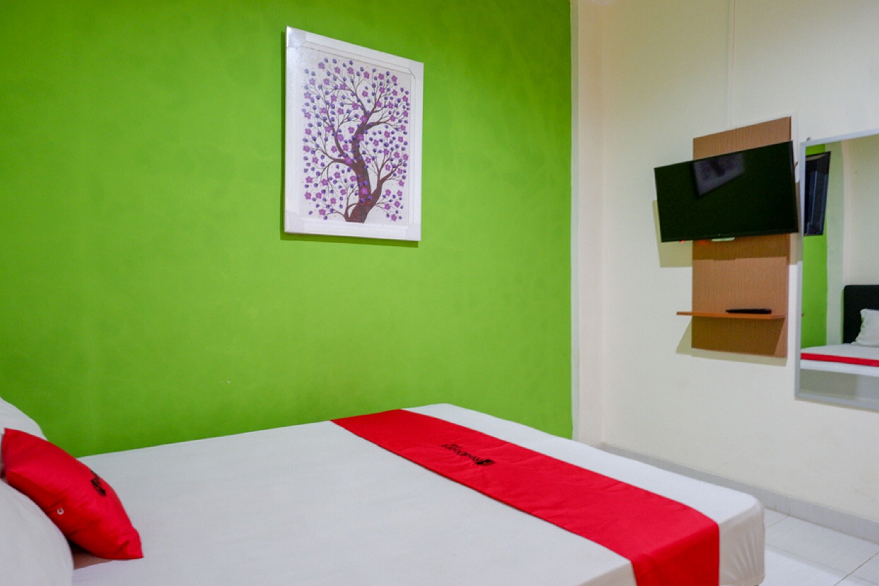 Urbanview Hotel Double Tree Purwokerto by RedDoorz