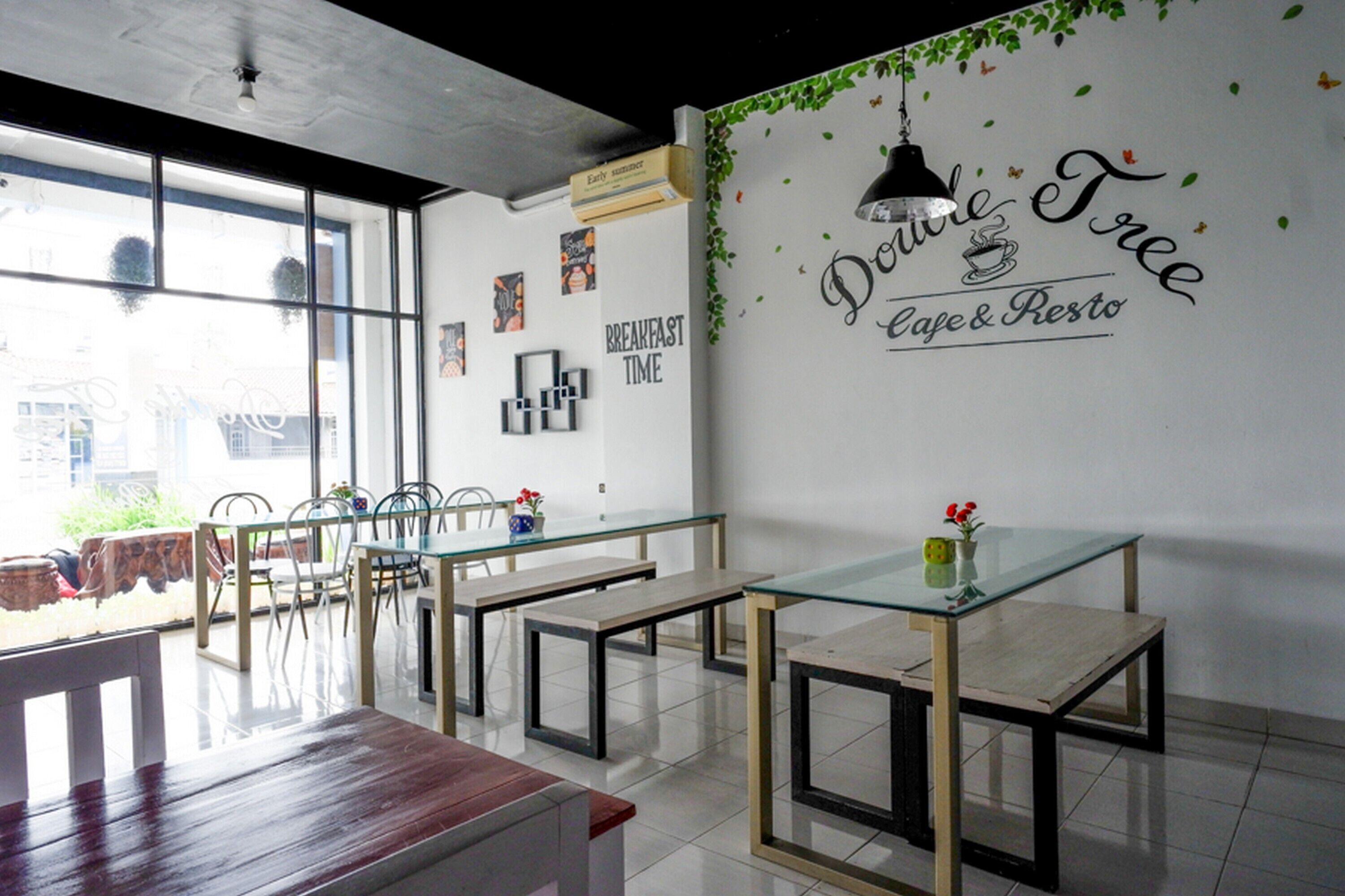 Urbanview Hotel Double Tree Purwokerto by RedDoorz