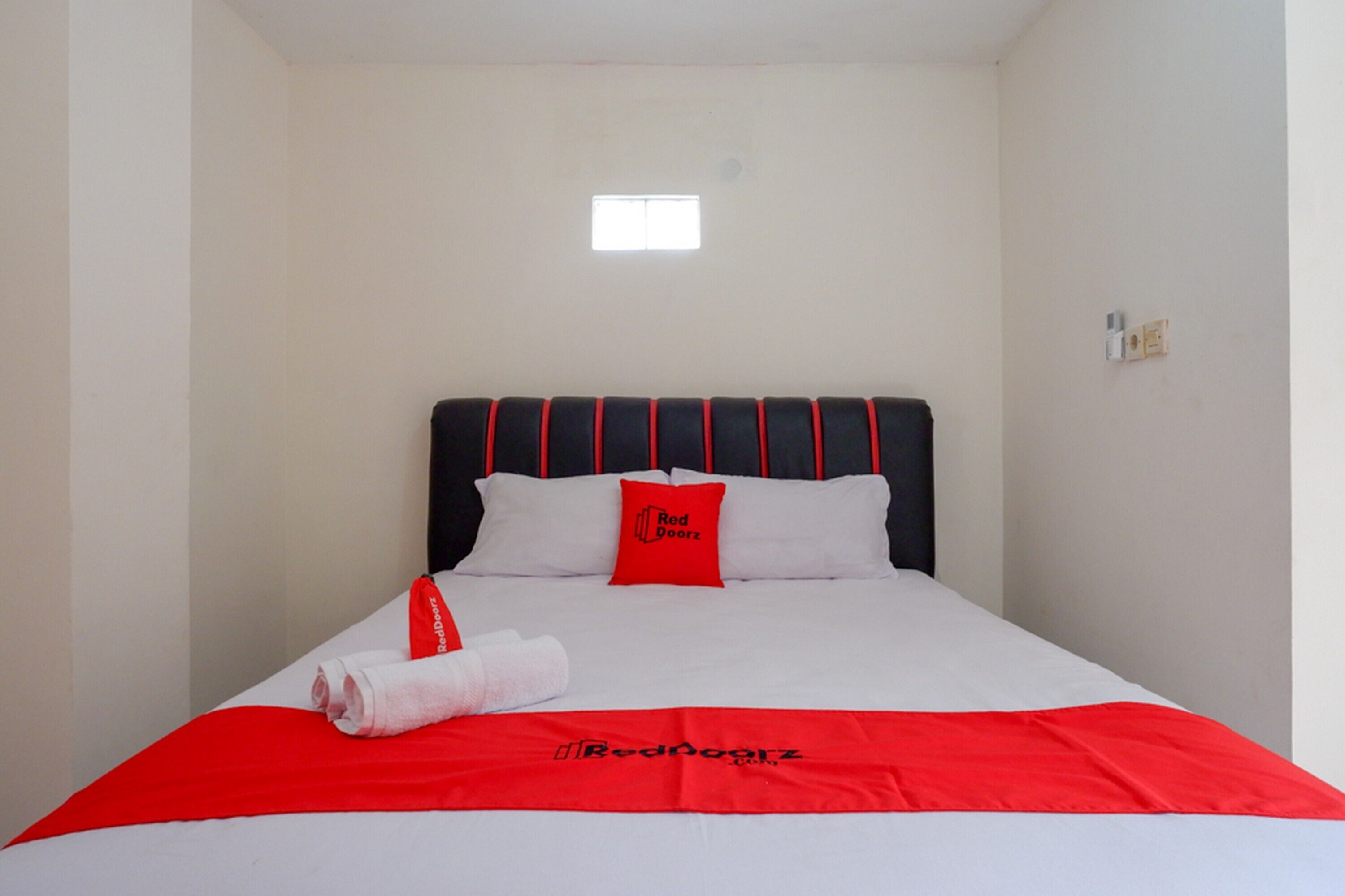 Wisma Bougenuil Mas By RedDoorz