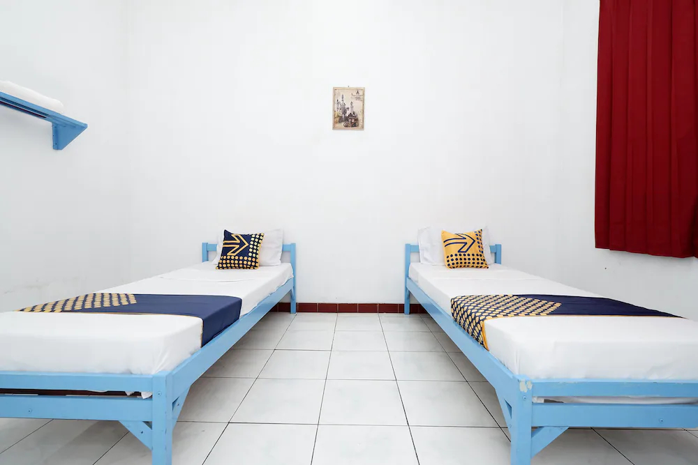 Hotel Saudara by OYO Rooms