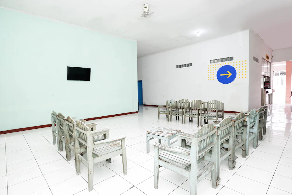 Hotel Saudara by OYO Rooms