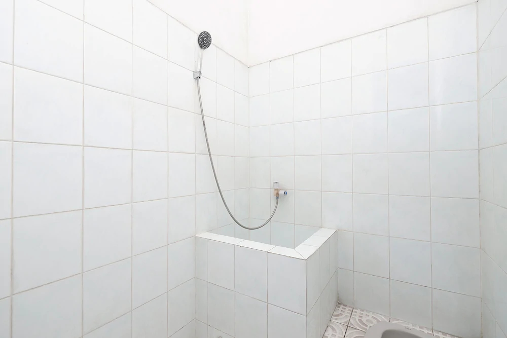 Hotel Saudara by OYO Rooms