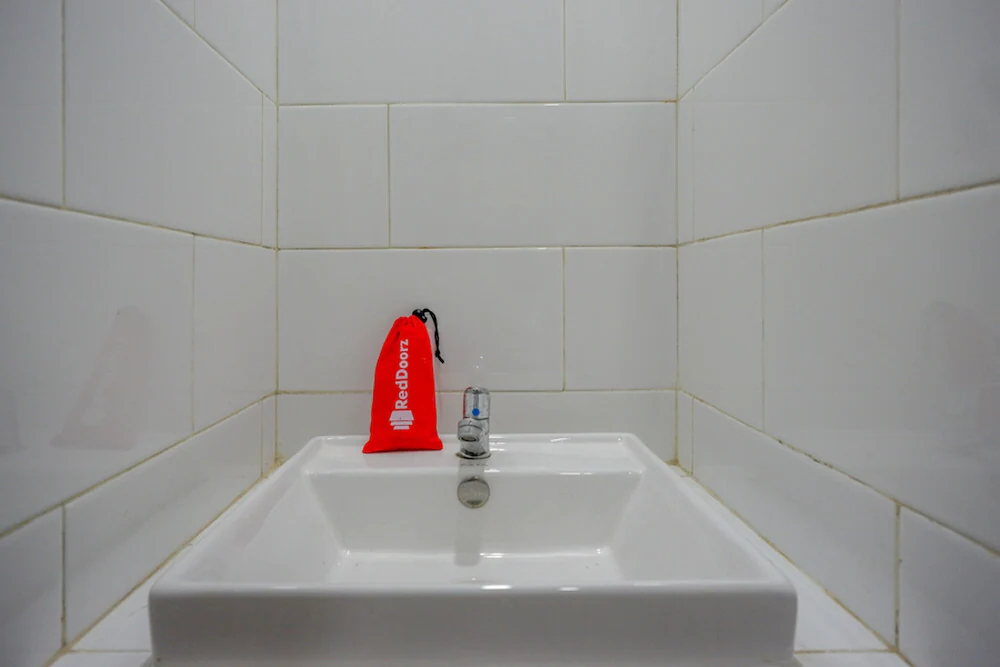 Hugo Suties by RedDoorz