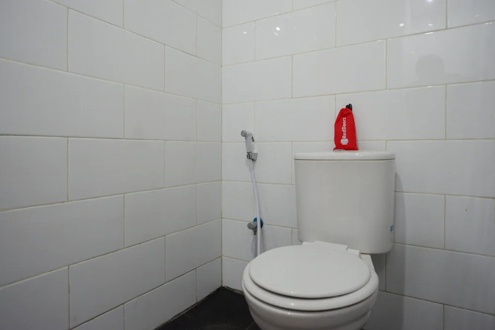 Hugo Suties by RedDoorz