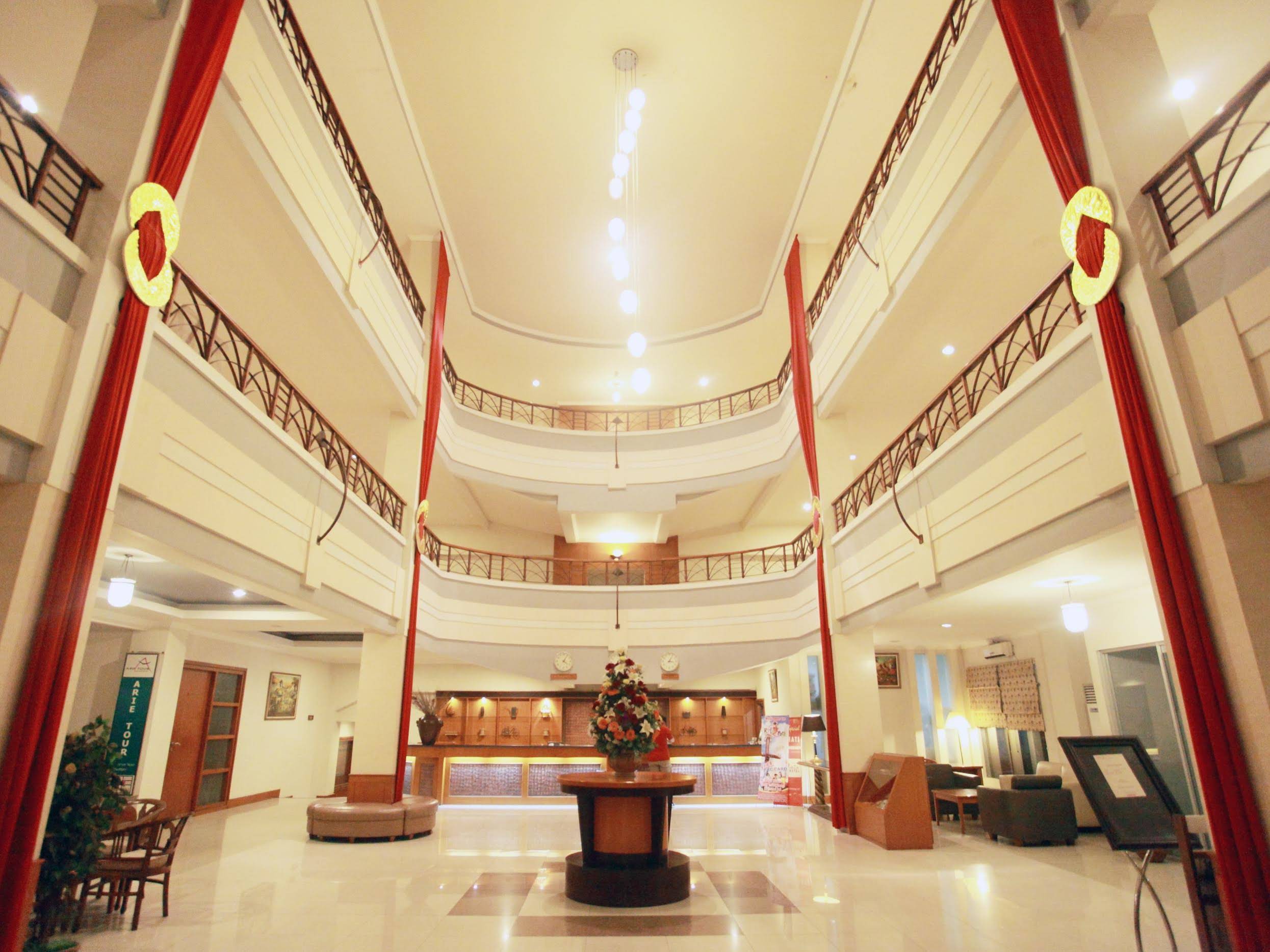 Horison Plaza Tegal