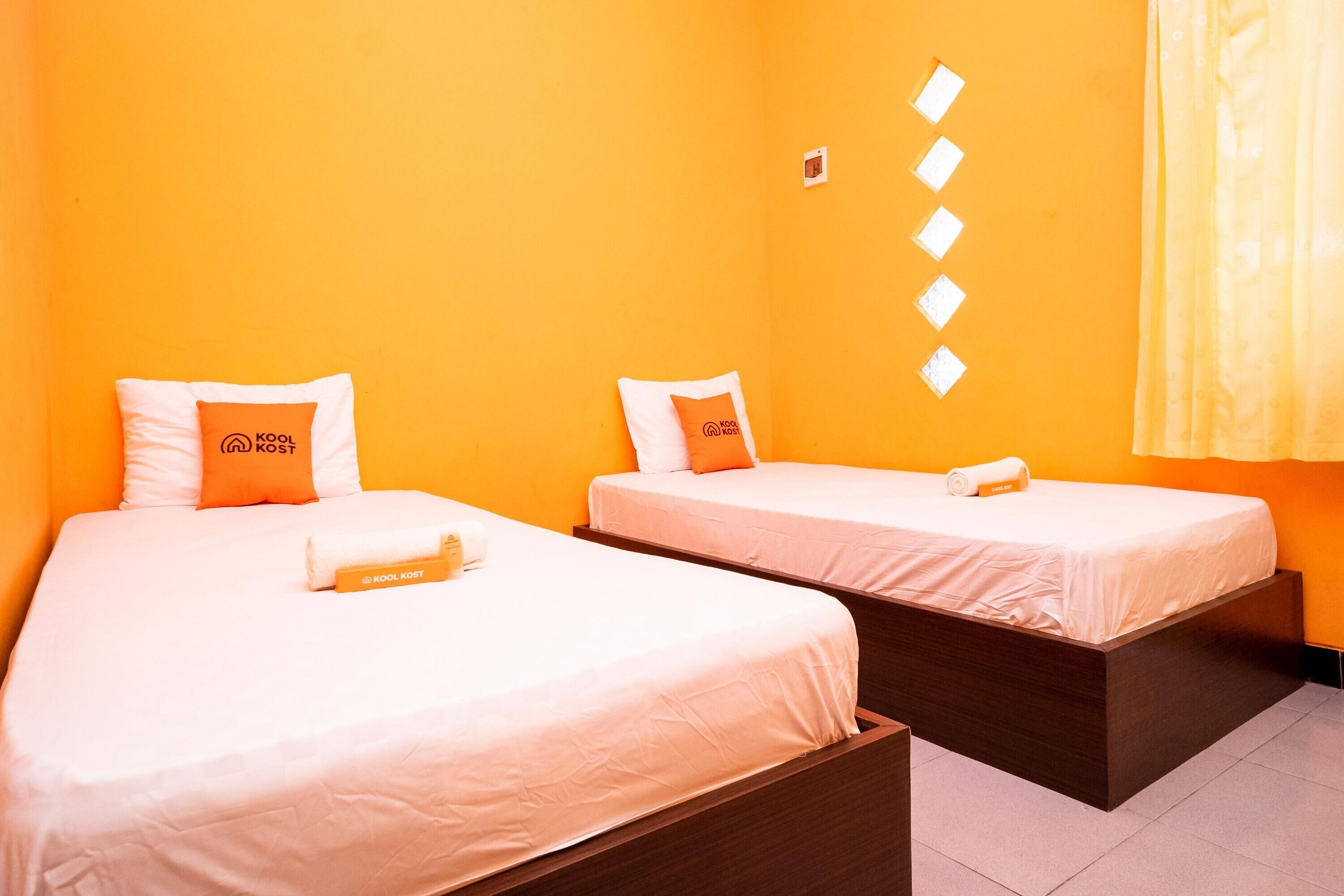 Sitiinggil Guesthouse by RedDoorz