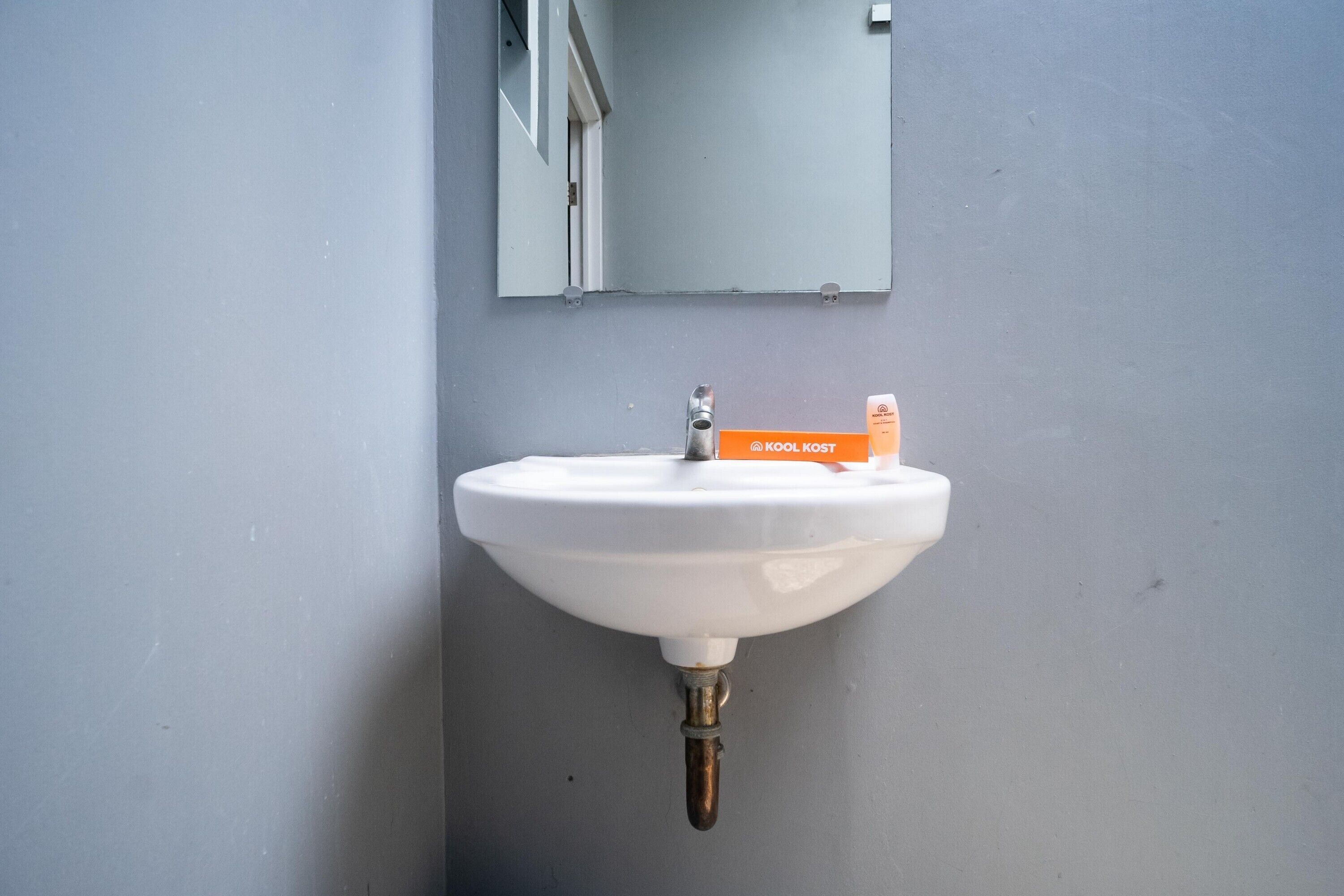 Sitiinggil Guesthouse by RedDoorz