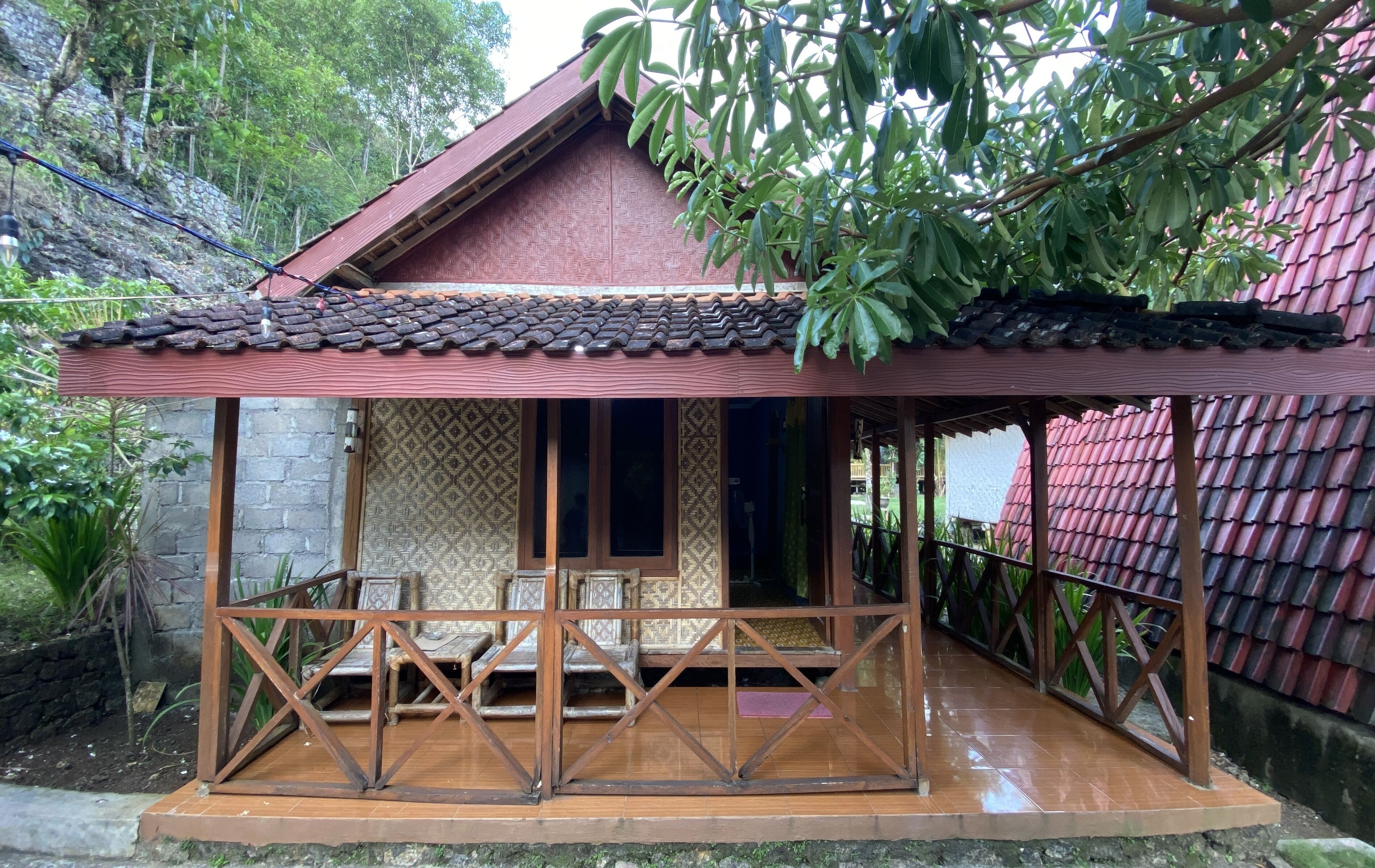Kayu Watu Cottage Gunung Kidul