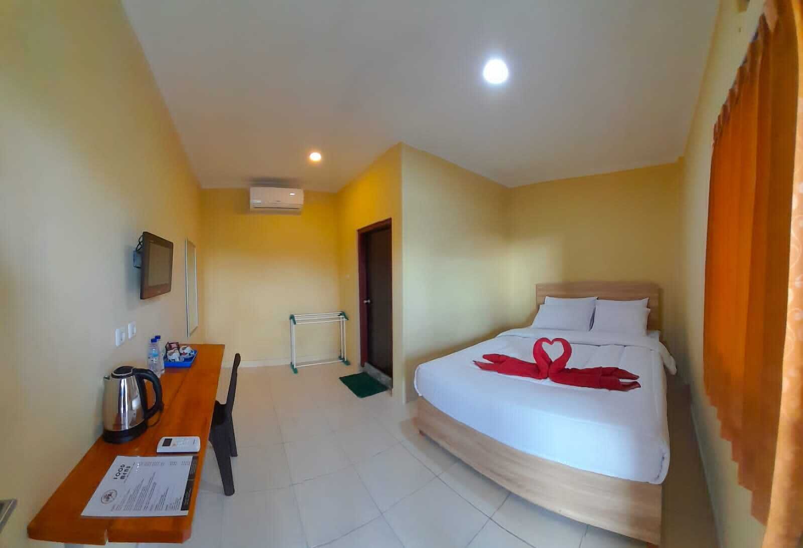 Fx72 Hotel