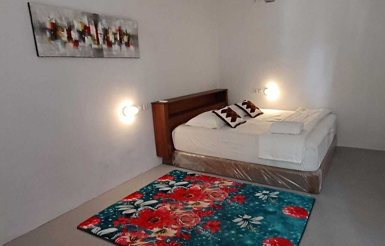 Komodo Indah Hotel