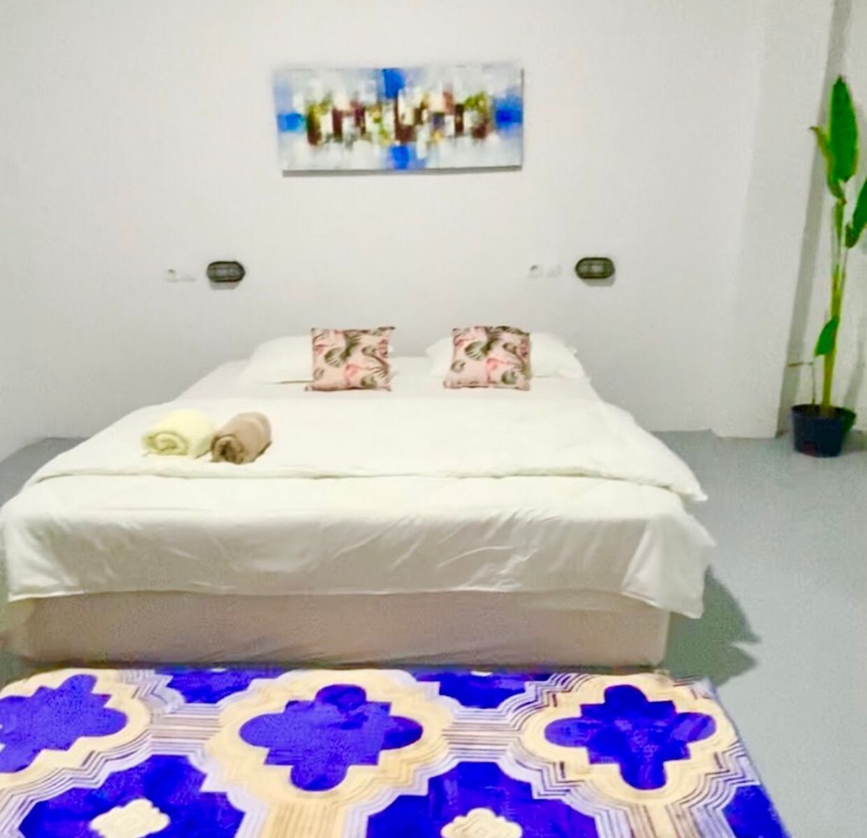 Komodo Indah Hotel