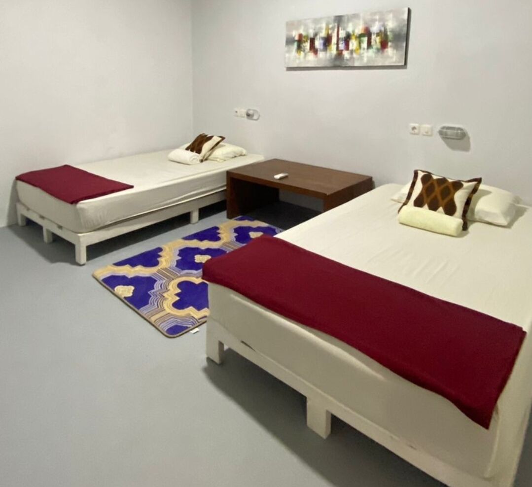 Komodo Indah Hotel