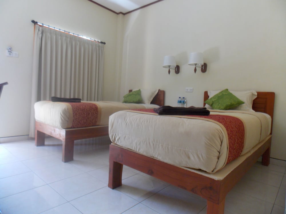 Komodo Lodge