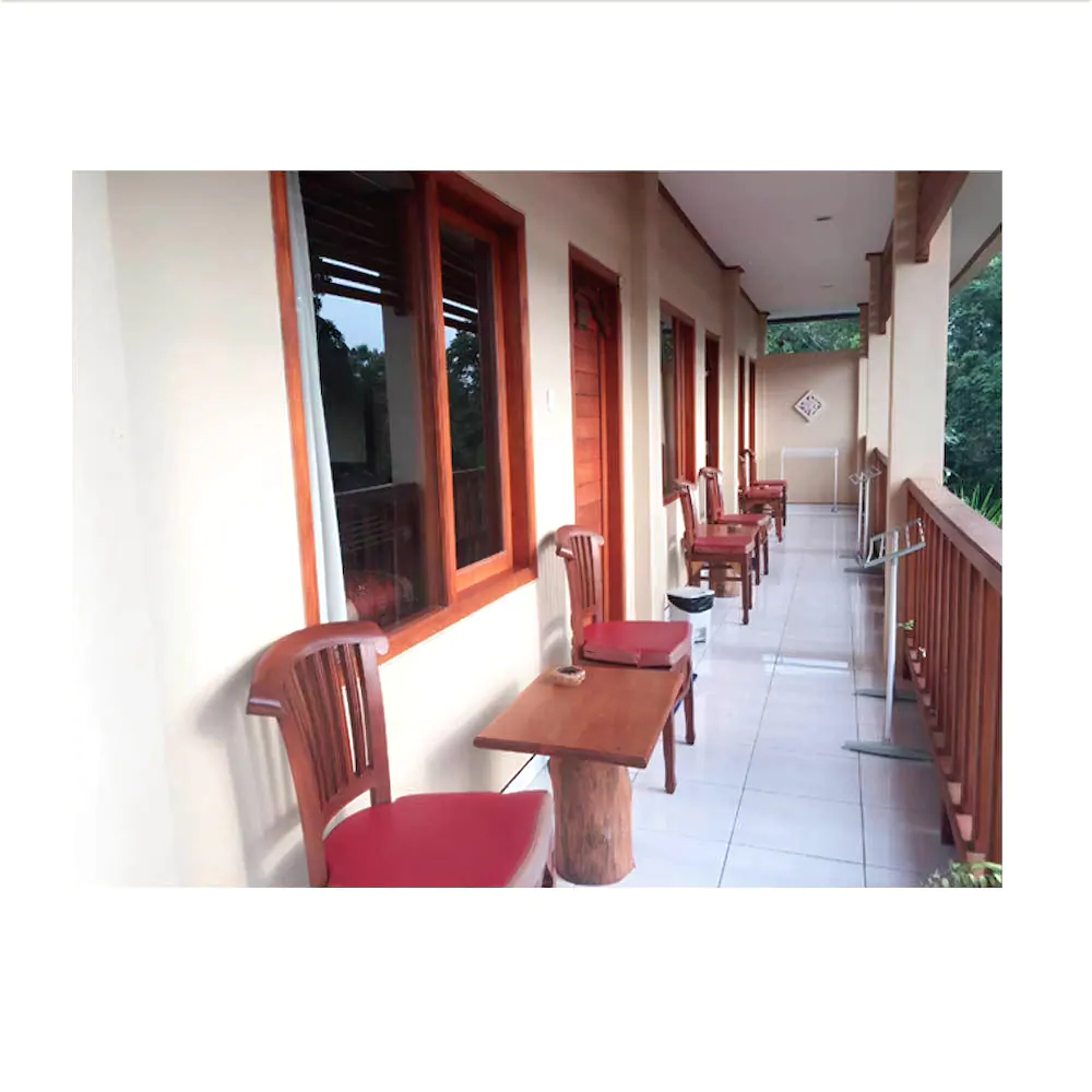 Komodo Lodge